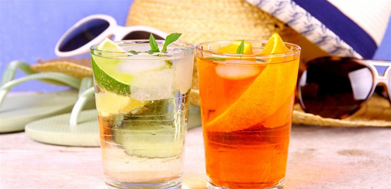 تحذيرات صارمة من شرب المارد البارد في أيام الحر.. اعرف الأسباب 5 تحذيرات صارمة من شرب المارد البارد في أيام الحر.. اعرف الأسباب