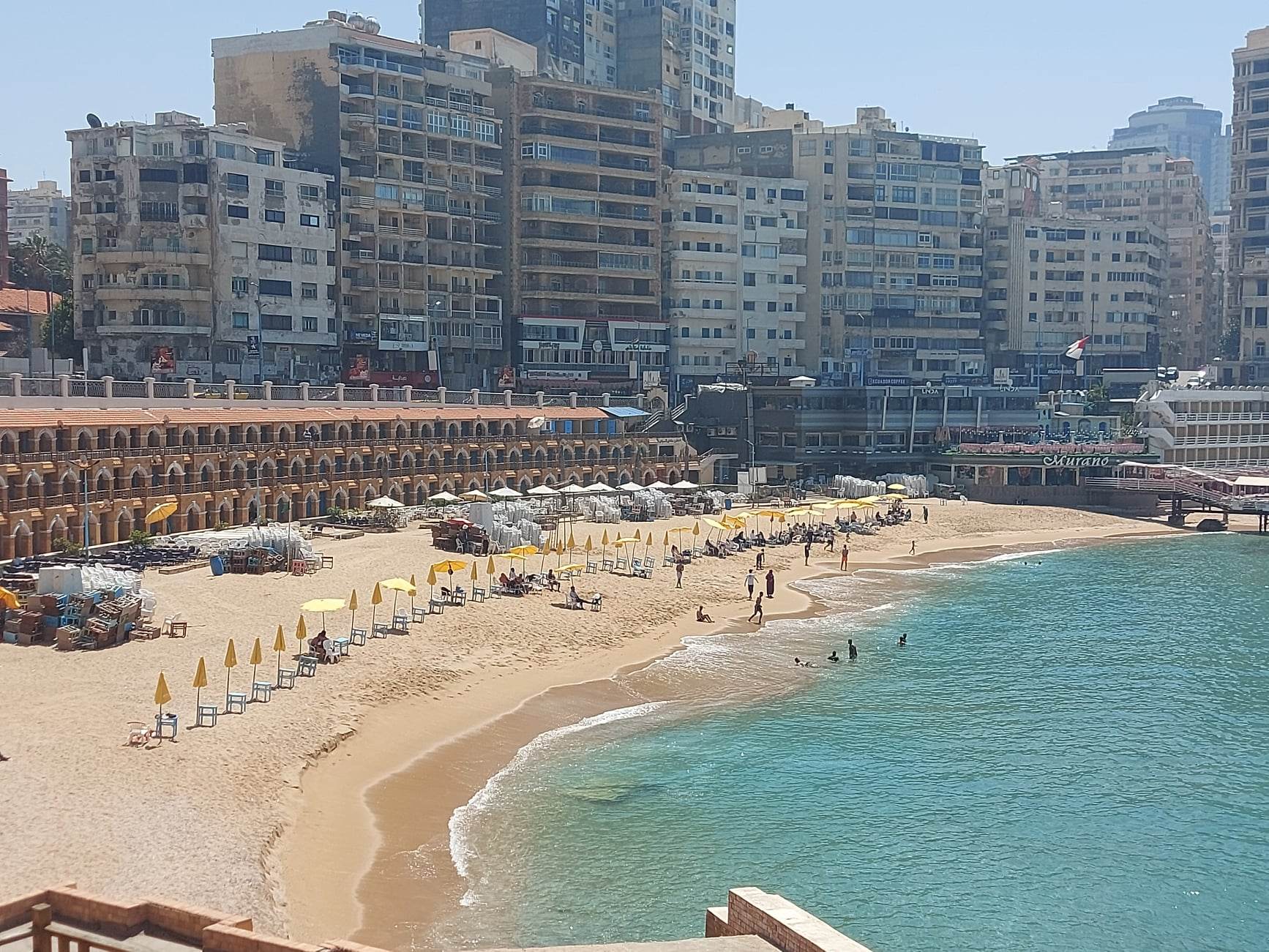 الحق قبل الزحمة وبأقل الأسعار.. أجمل الشواطئ في اسكندرية ومطروح 5 الحق قبل الزحمة وبأقل الأسعار.. أجمل الشواطئ في اسكندرية ومطروح