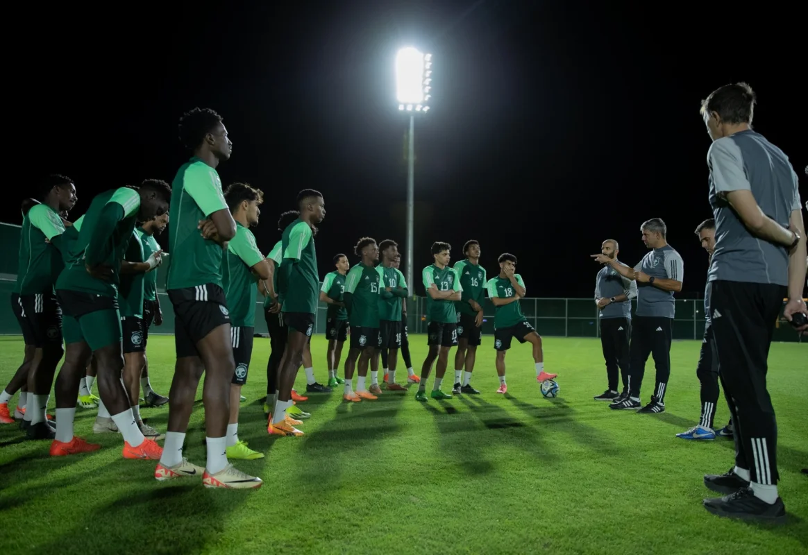 القنوات الناقلة لمباراة السعودية والكويت في بطولة اتحاد غرب اسيا تحت 19 لموسم 2024 5 القنوات الناقلة لمباراة السعودية والكويت في بطولة اتحاد غرب اسيا تحت 19 لموسم 2024