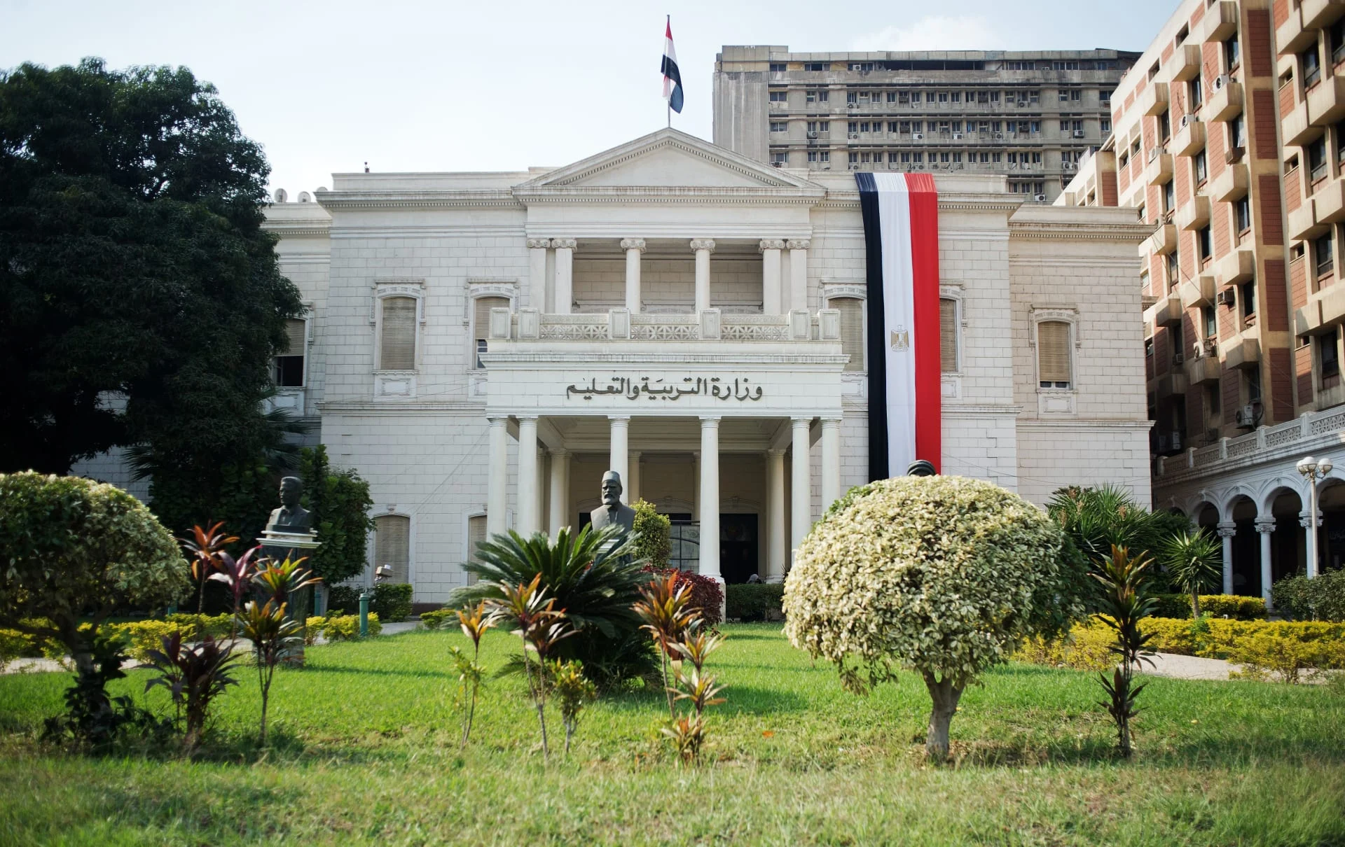 وزارة التربية والتعليم توضح المستندات المطلوبة للتقديم بالثانوي العام 2025/2024 5 وزارة التربية والتعليم توضح المستندات المطلوبة للتقديم بالثانوي العام 2025/2024