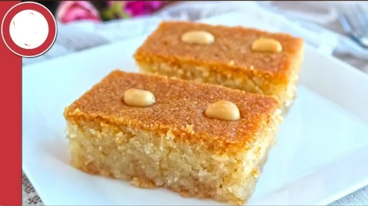 بتذوب في الفم.. بسبوسة بالزبادي بمذاق لذيذ وبأسهل وأسرع طريقة 5 بتذوب في الفم.. بسبوسة بالزبادي بمذاق لذيذ وبأسهل وأسرع طريقة
