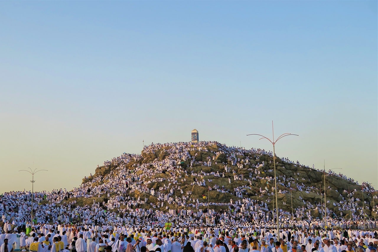 اللهم لا تخرجنا من ذلك اليوم الكريم إلا وقد غفرت لنا .. دعاء يوم عرفة مستجاب 5 اللهم لا تخرجنا من ذلك اليوم الكريم إلا وقد غفرت لنا .. دعاء يوم عرفة مستجاب