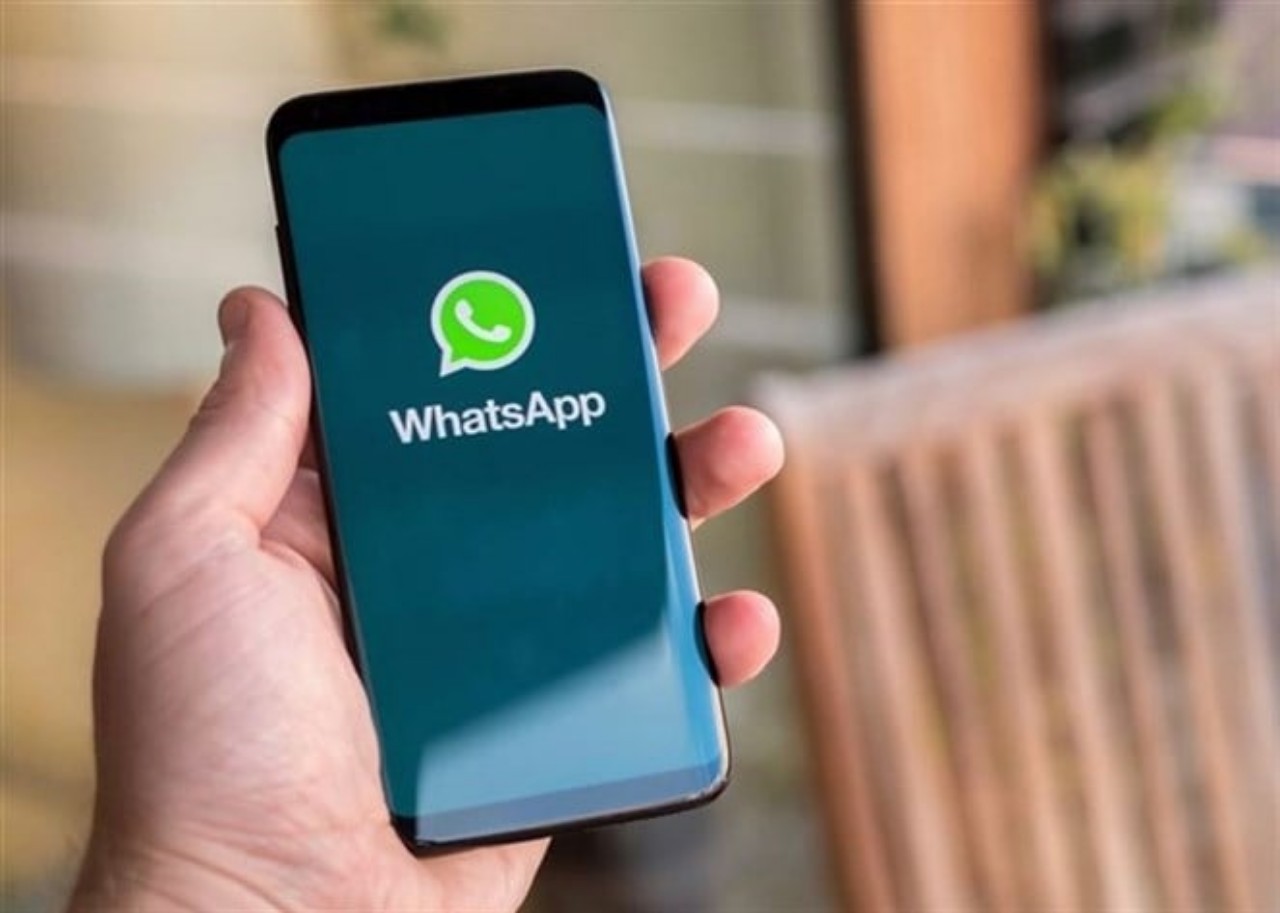 “بحركة بسيطة”… طريقة ارسال الصورة عبر واتساب بجودة عالية HD