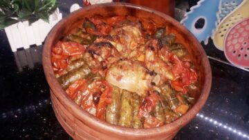 “دلعي أفراد اسرتك” طريقة عمل طاجن ورق العنب بالكوارع أكلات حرشة وطواجن زي الجاهز