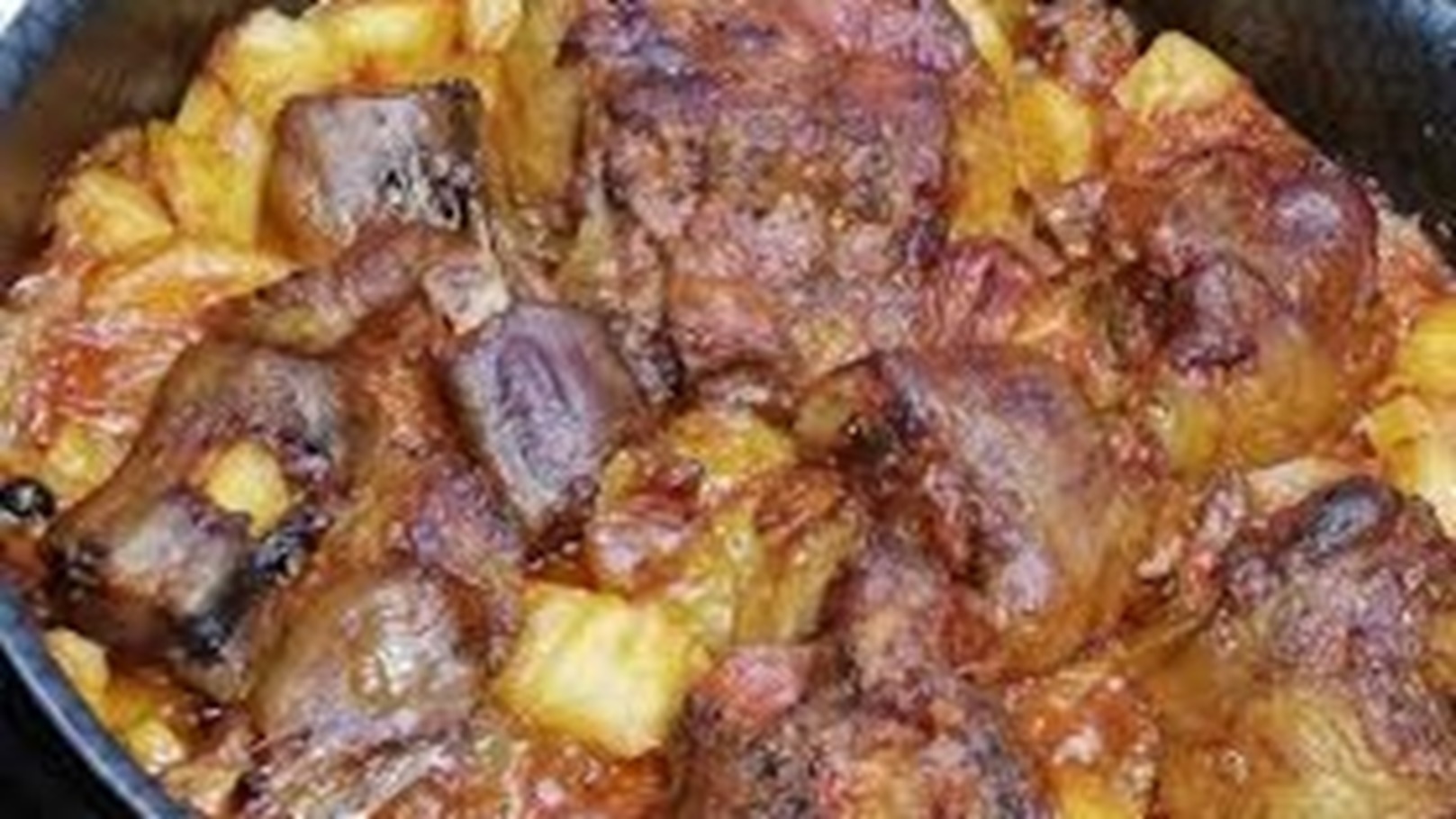 طريقة عمل طاجن العكاوي بالبصل على أصوله بطعم خطير
