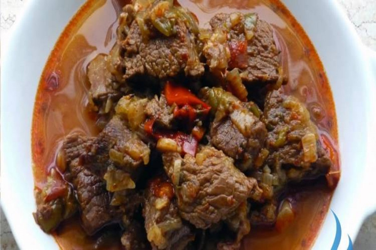 أجمل أكلات العيد.. طاجن لحمة الرأس بالخضار ريحته هتجيب الشارع لذيذ وهيعجب الكل