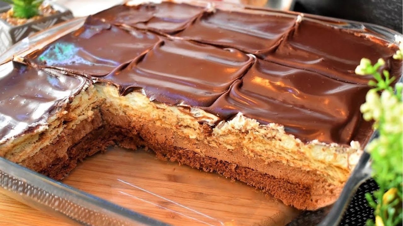 طريقة عمل كيكة التويكس البارده حاجة حلوة سريعة بعد الغدا بمكونات صحية والطعم روعة 5 طريقة عمل كيكة التويكس البارده حاجة حلوة سريعة بعد الغدا بمكونات صحية والطعم روعة