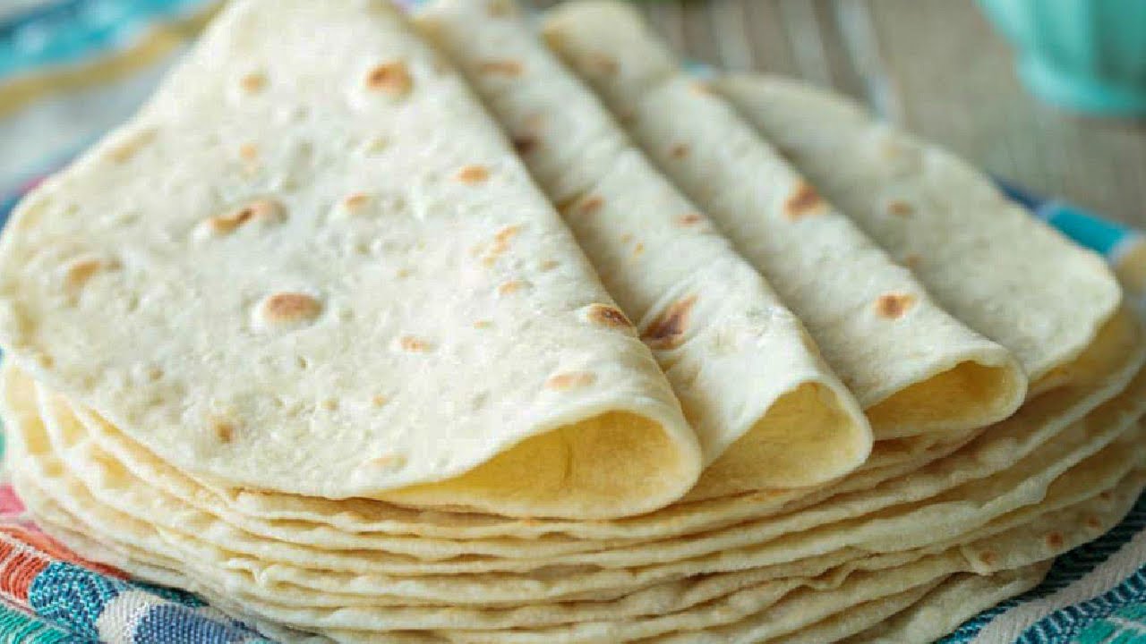 طريقة عمل عيش الشاورما السوري 5 دقائق في الطاسة وبدون فرن