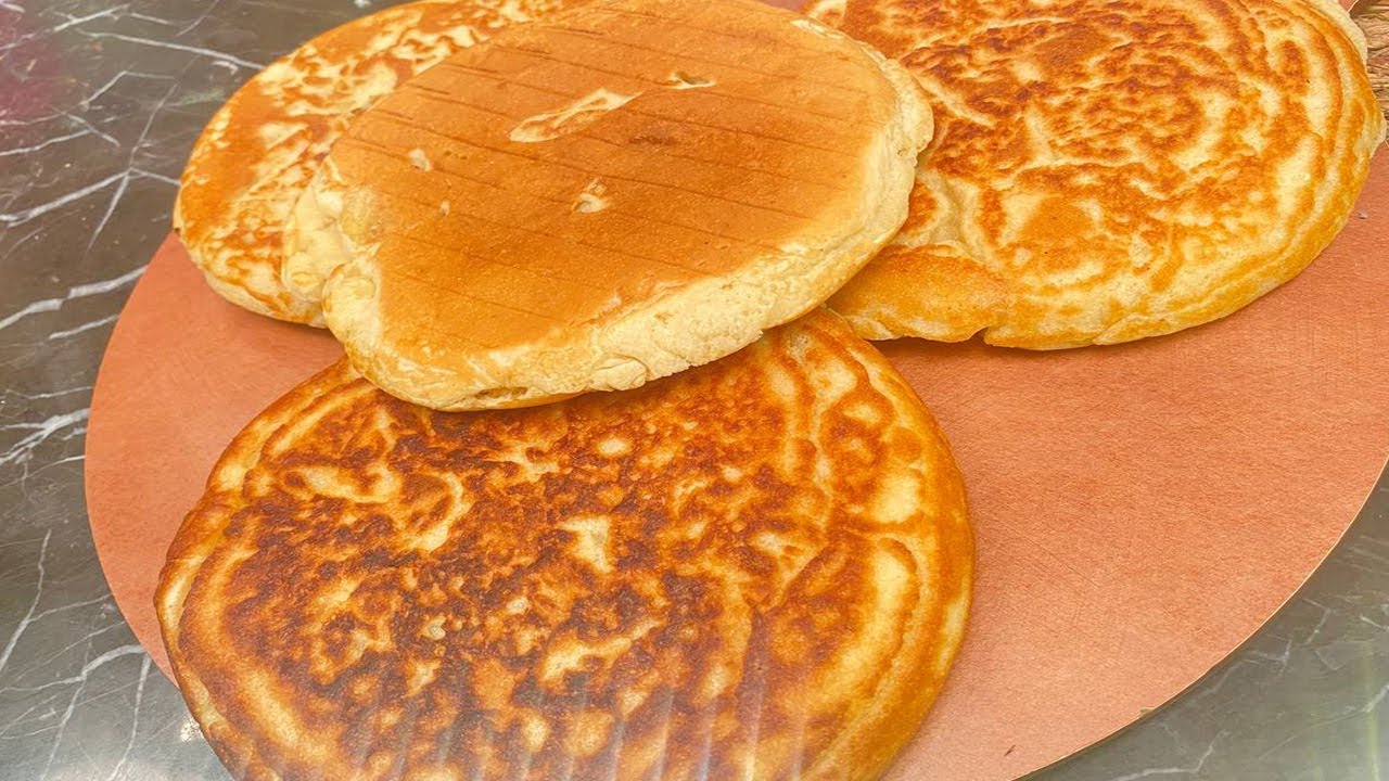 طريقة سهلة وسريعة لتحضير فطائر الطاسة الحلوة بدون عجن أو تخمير لتحلية لذيذة