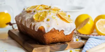 خطوة بخطوة.. طريقة تحضير كيك بكريمة الليمون المنعش