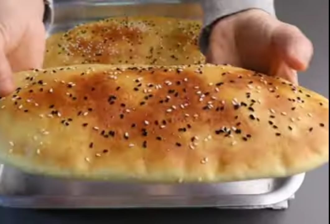 طريقة عمل الخبز التركي في المنزل لضمان النظافة وتوفير المال 5 طريقة عمل الخبز التركي في المنزل لضمان النظافة وتوفير المال