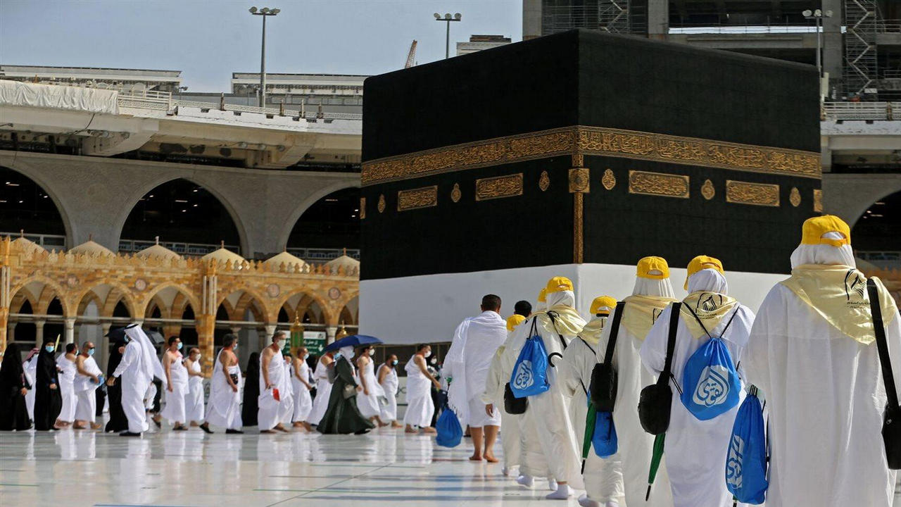 "حج مبرور وذنب مغفور" أهم شروط ومناسك الحج والتطعيمات الضرورية لضيوف بيت الله الحرام 5 “حج مبرور وذنب مغفور” أهم شروط ومناسك الحج والتطعيمات الضرورية لضيوف بيت الله الحرام