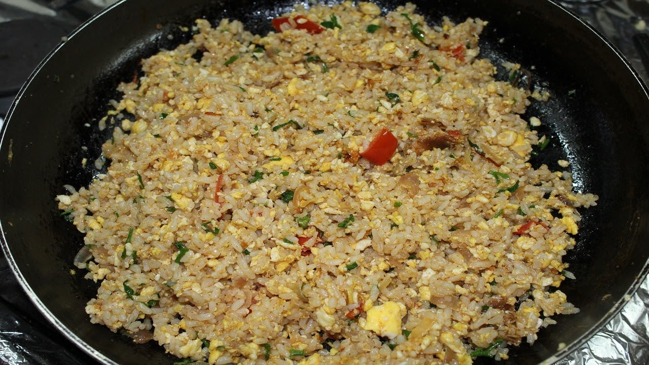 طريقة عمل الأرز المقلي الأسيوي بنكهة رائعة وطعم مختلف