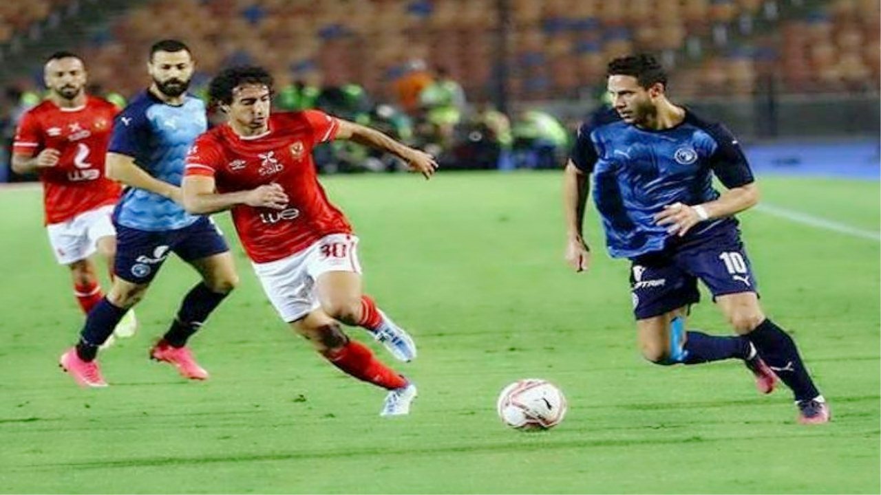 موعد مباراة الأهلي وبيراميدز والقناة الناقلة وطاقم تحكيم ألماني يدير اللقاء