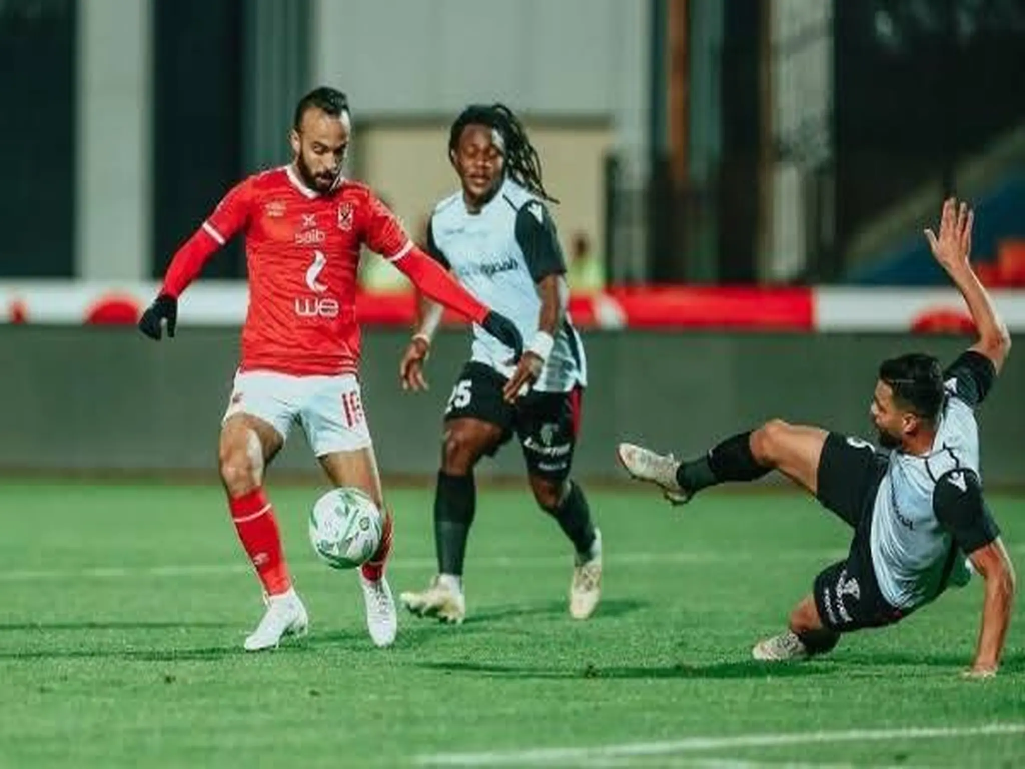 موعد مباراة الأهلي وطلائع الجيش والقناة الناقلة لها في الدوري 5 موعد مباراة الأهلي وطلائع الجيش والقناة الناقلة لها في الدوري