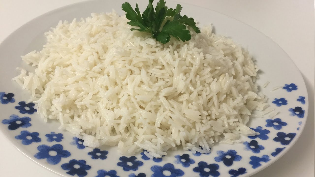 مكونات وخطوات تحضير الأرز الأبيض الرائع في المنزل بسهولة بأقل تكلفة وأسرع وقت