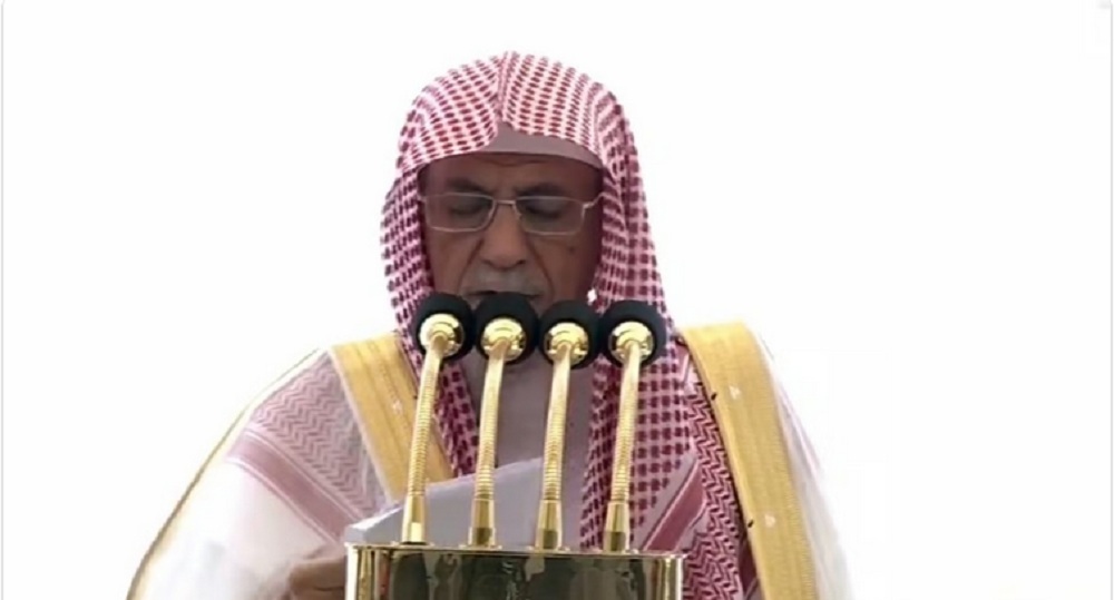 خطيب المسجد الحرام يوجه رسالة تحذيرية هامة للجميع
