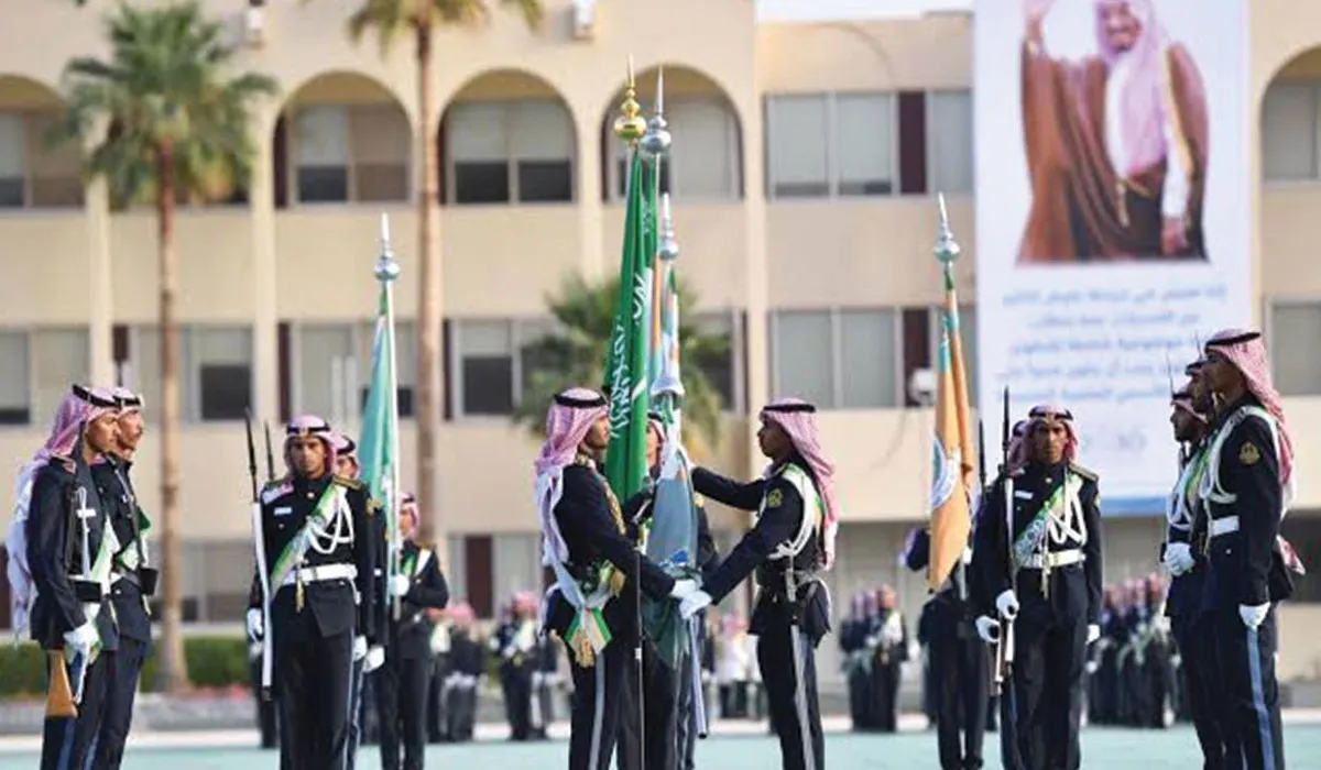 رابط تسجيل كلية الملك خالد العسكرية للجامعيين 1446 وخريجي الثانوية العامة.. شروط القبول