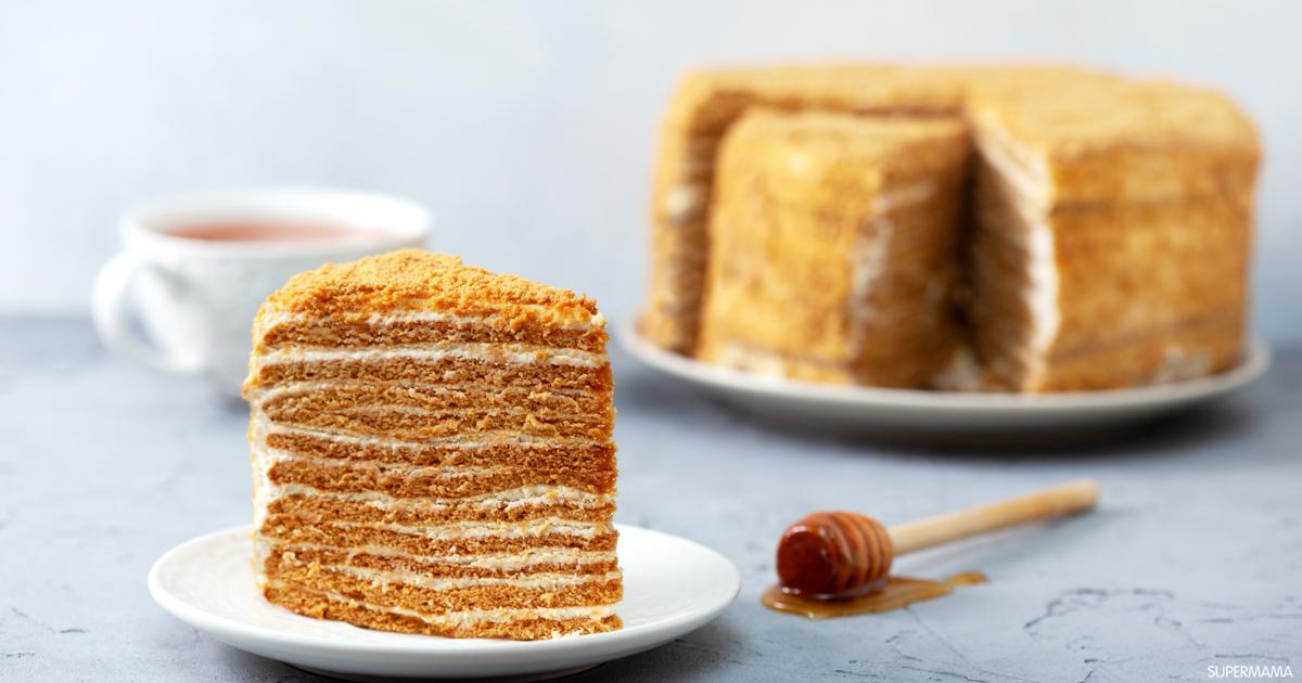 طريقة عمل كيكة العسل الروسية بطعم خيالي ورائع