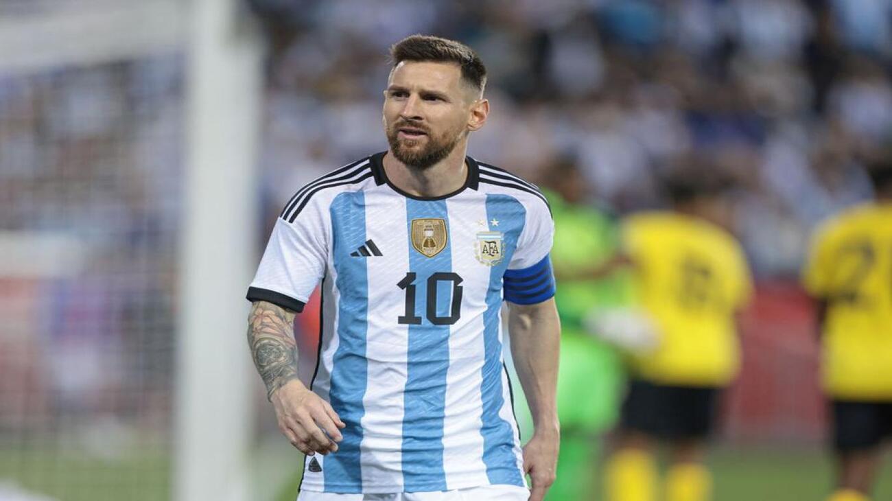 الساعة كم مباراة الأرجنتين وكولومبيا بعد التأجيل في نهائي كوبا أمريكا 2024؟
