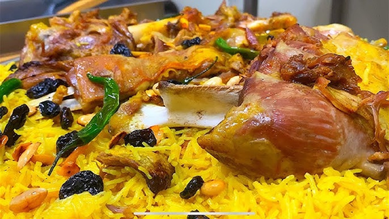 بكل الأسرار .. خطوات سهلة وبسيطة لعمل مندي اللحم في المنزل الطريقة والمكونات