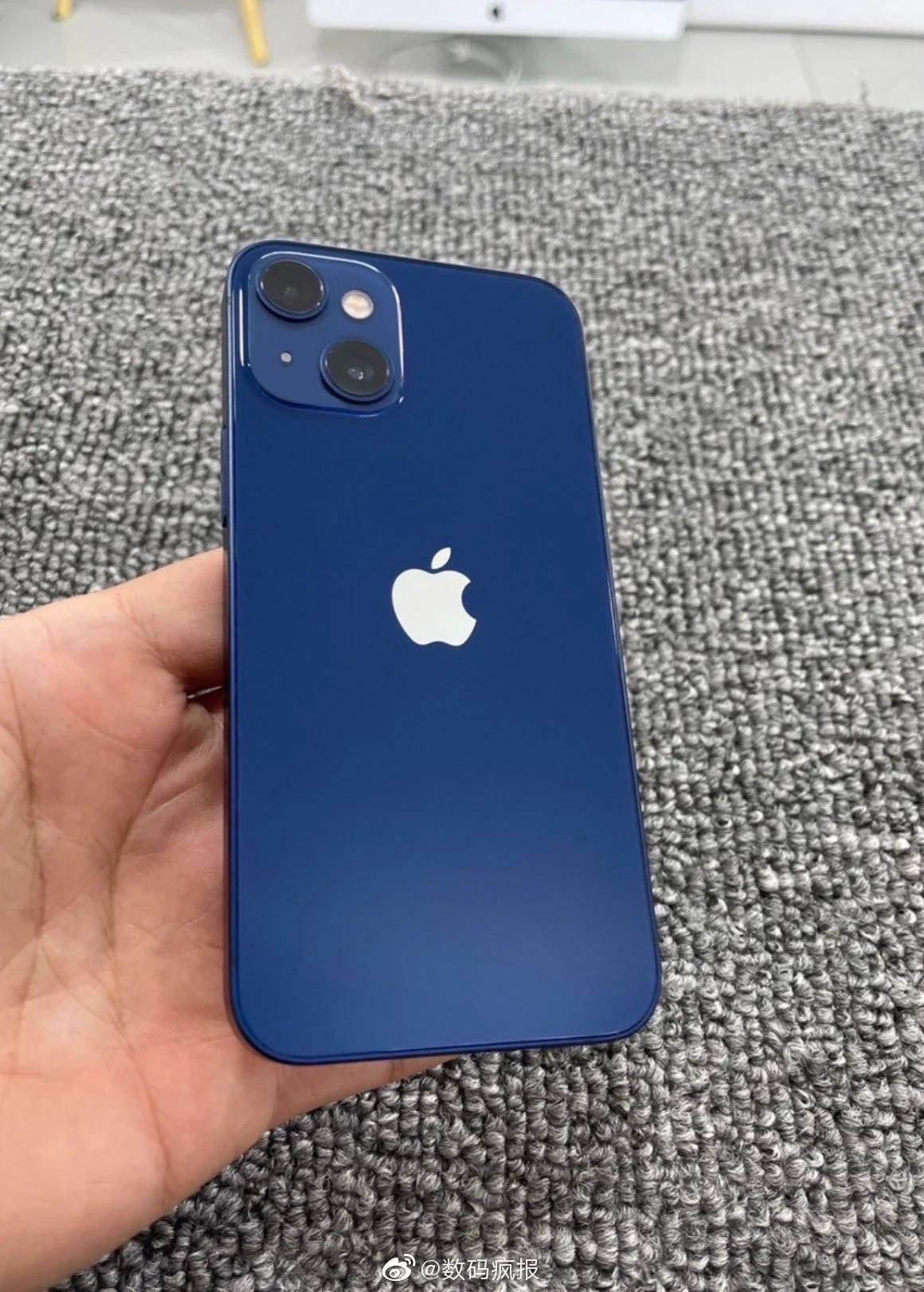 “إمكانيات خيالية”.. تعرف على مواصفات هاتف iPhone 13 والسعر الرسمي للهاتف في مصر والسعودية والإمارات