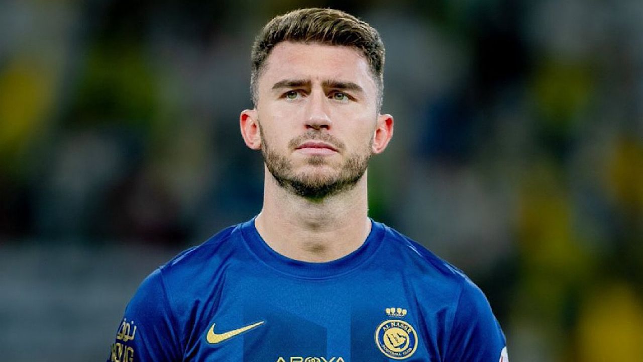 إيمريك لابورت يرد على أنباء رحيله عن النصر والانتقال إلى ريال مدريد