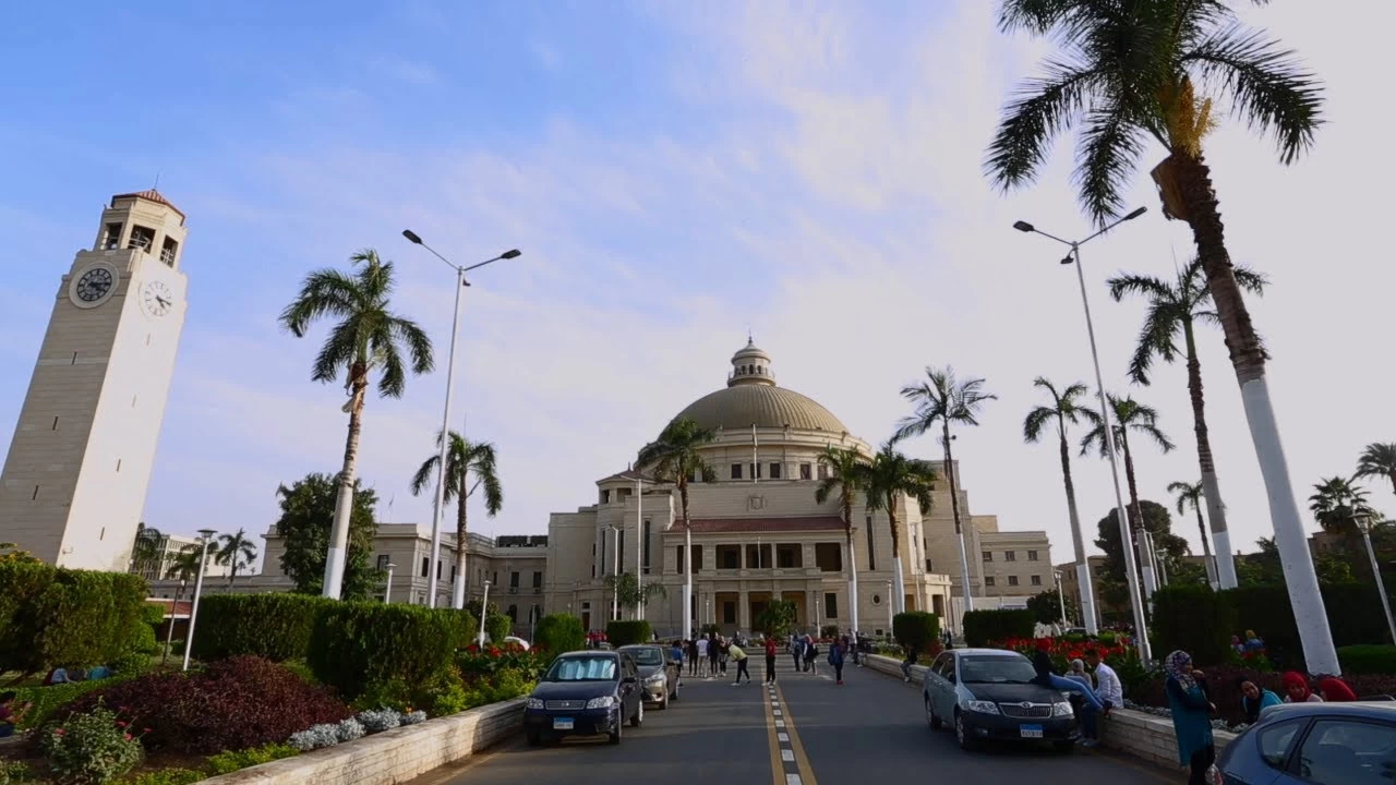 كل ما تحتاج معرفته عن شروط التحويل بين الجامعات لعام 2024