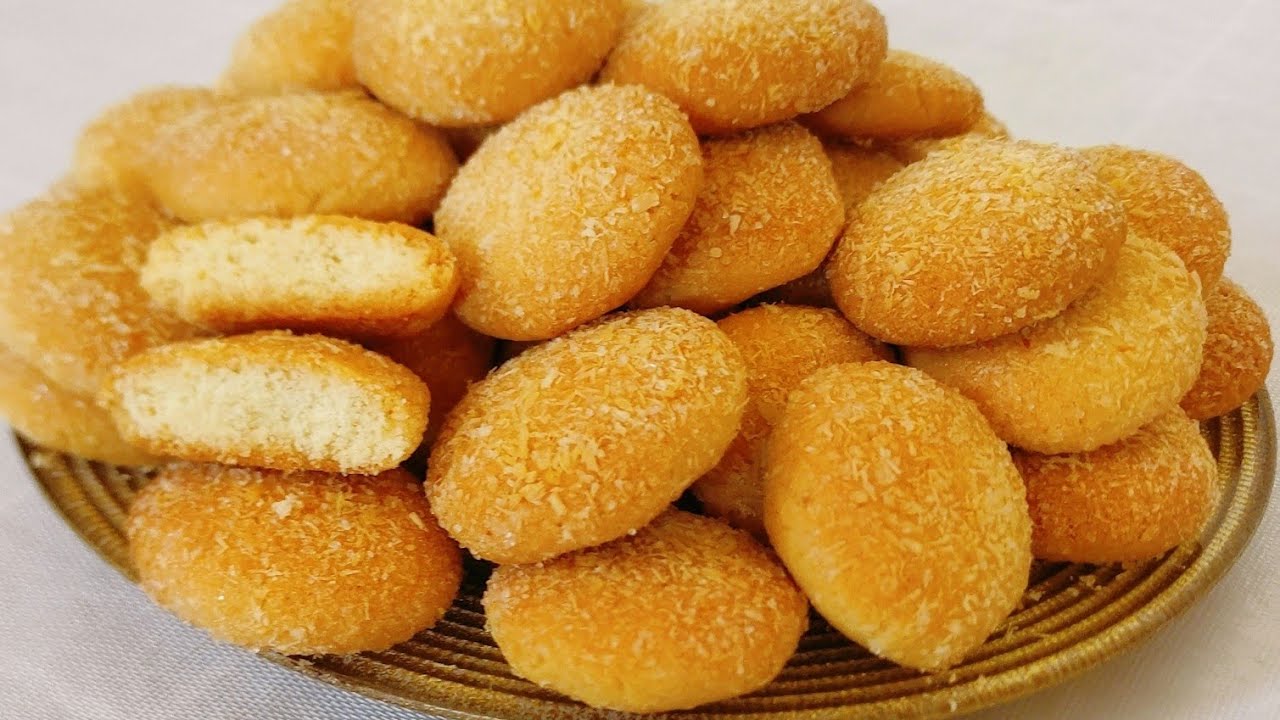 كعك جوز الهند الهش سهل وبسيط في أقل وقت