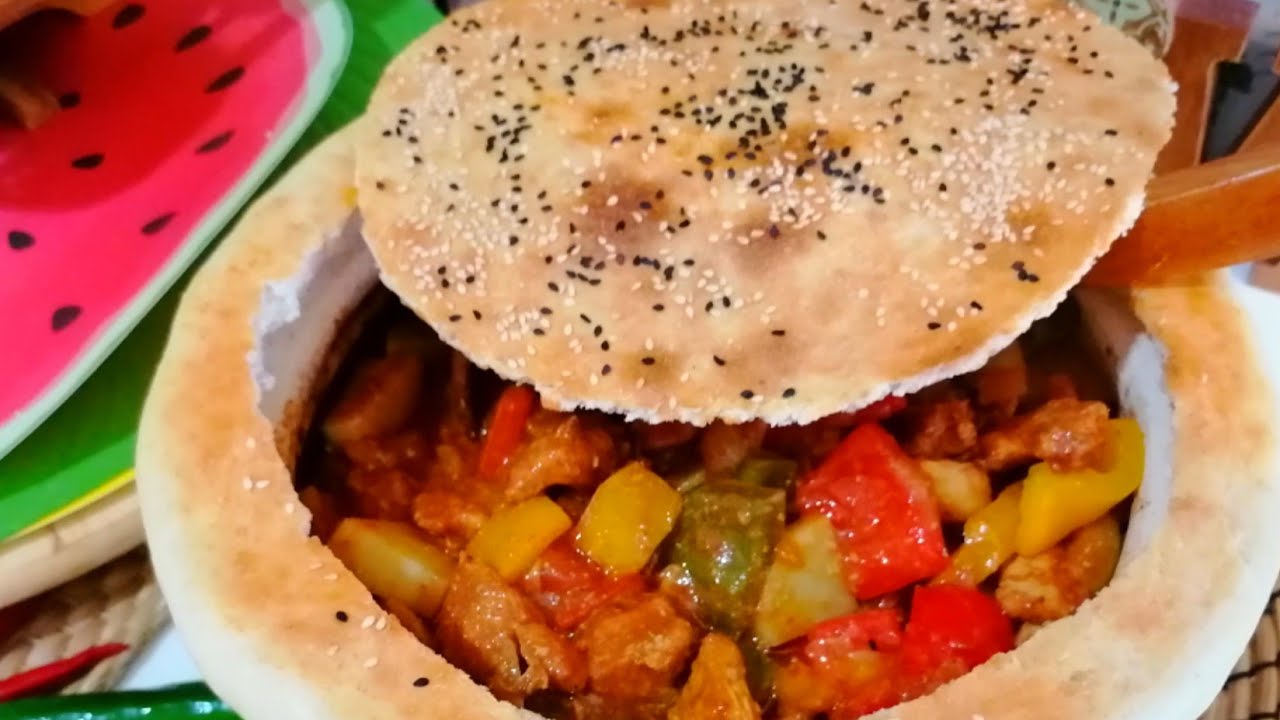 بالخضار والكريمة  ألذ فخارة دجاج بالفرن.. جربيها لعائلتك ولن تندمي