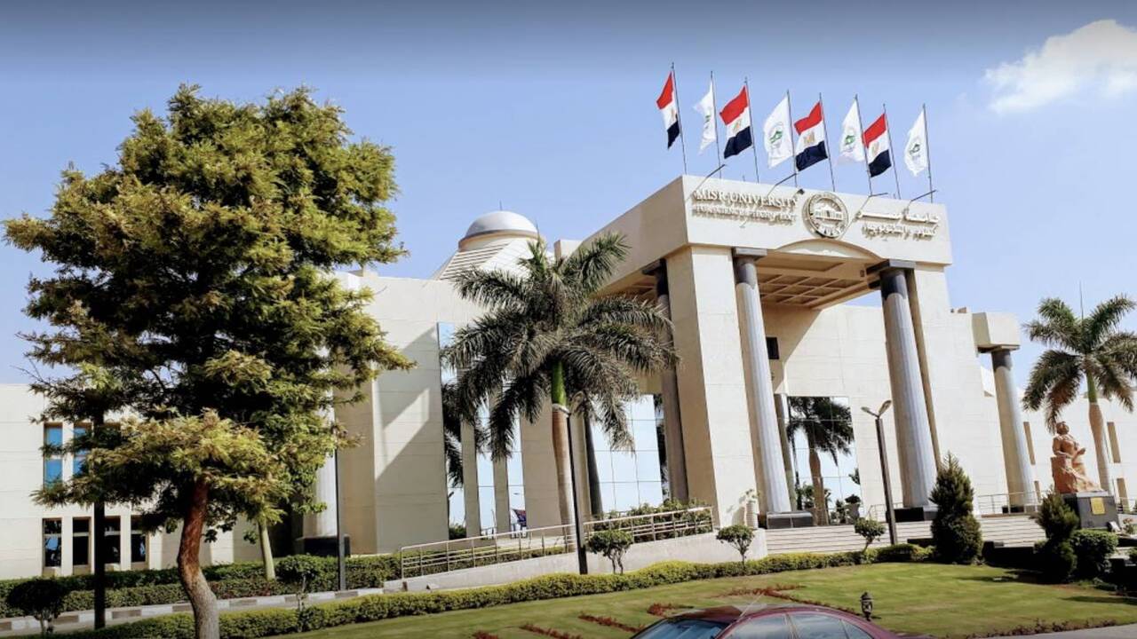 “بداية من 50 ألف للكليات الطبية” .. مصاريف جامعة مصر للعلوم والتكنولوجيا .. وهذا تنسيق الجامعات الأهلية 2025