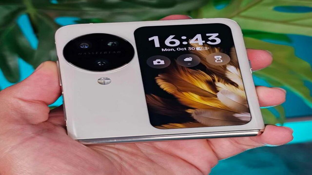 بسعر منافس و مواصفات جبارة تعرف على تفاصيل هاتف Oppo Find N3 Flip بشكل كامل