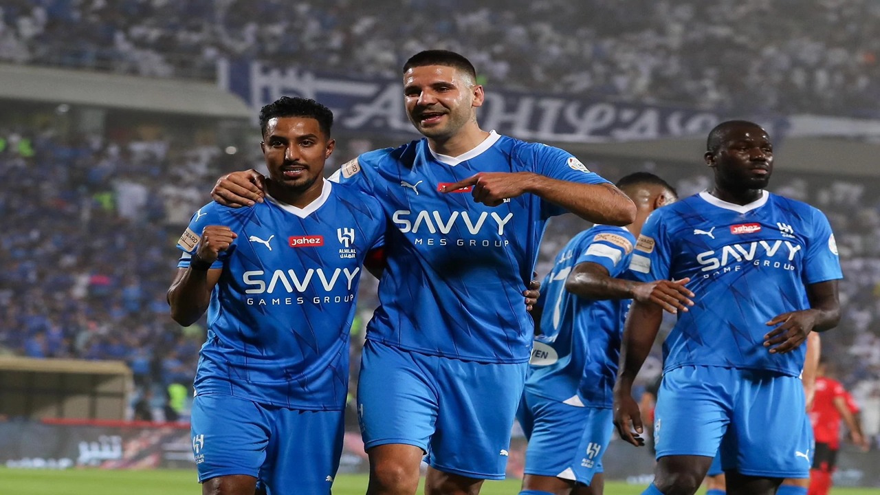 “الزعيم يبدأ مشواره”.. موعد مباراة الهلال والأخدود في دوري روشن السعودي والقنوات الناقلة والتشكيل المتوقع