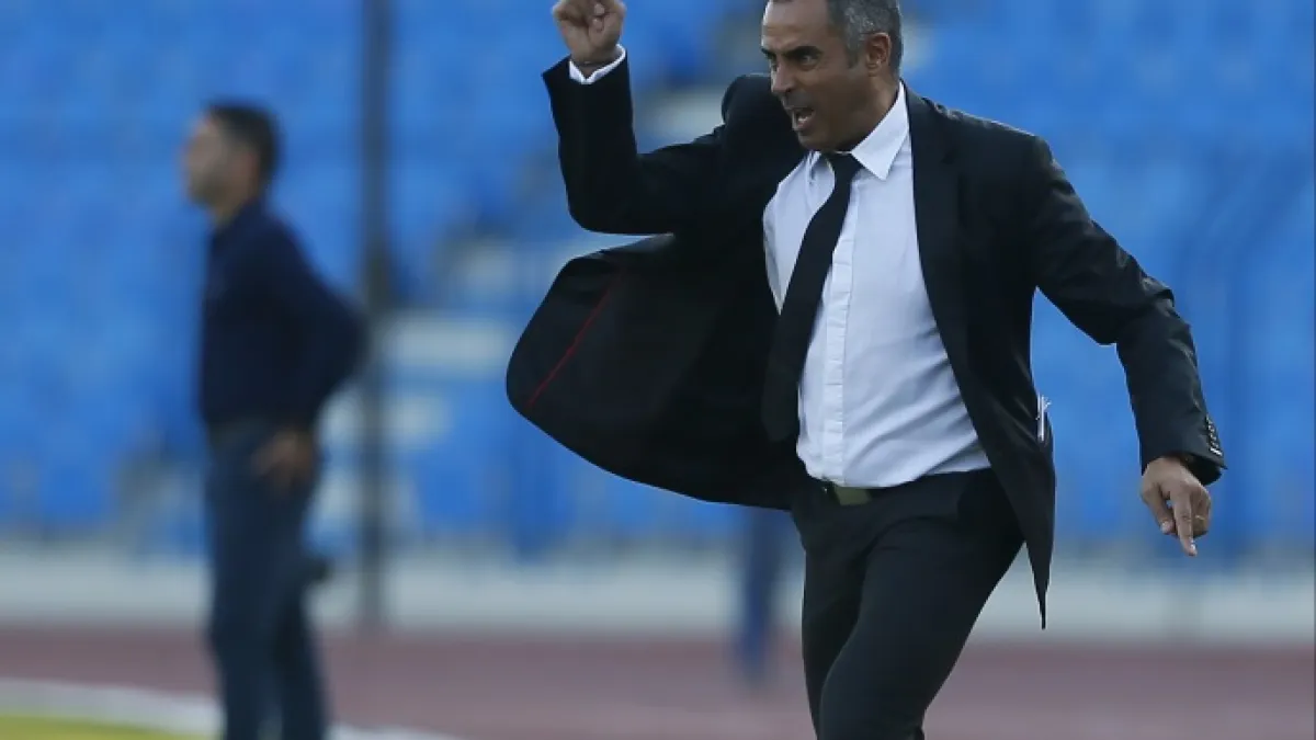 صحيفة برتغالية تتغزل في جوميز مدرب الزمالك: “صنع التاريخ وحصل على العديد من البطولات”