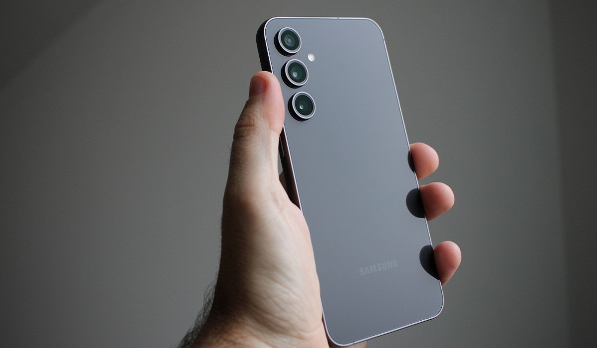 وحش الفئة الاقتصادية بمواصفات خيالية سعر ومواصفات هاتف Samsung Galaxy A55 في مصر والدول العربية