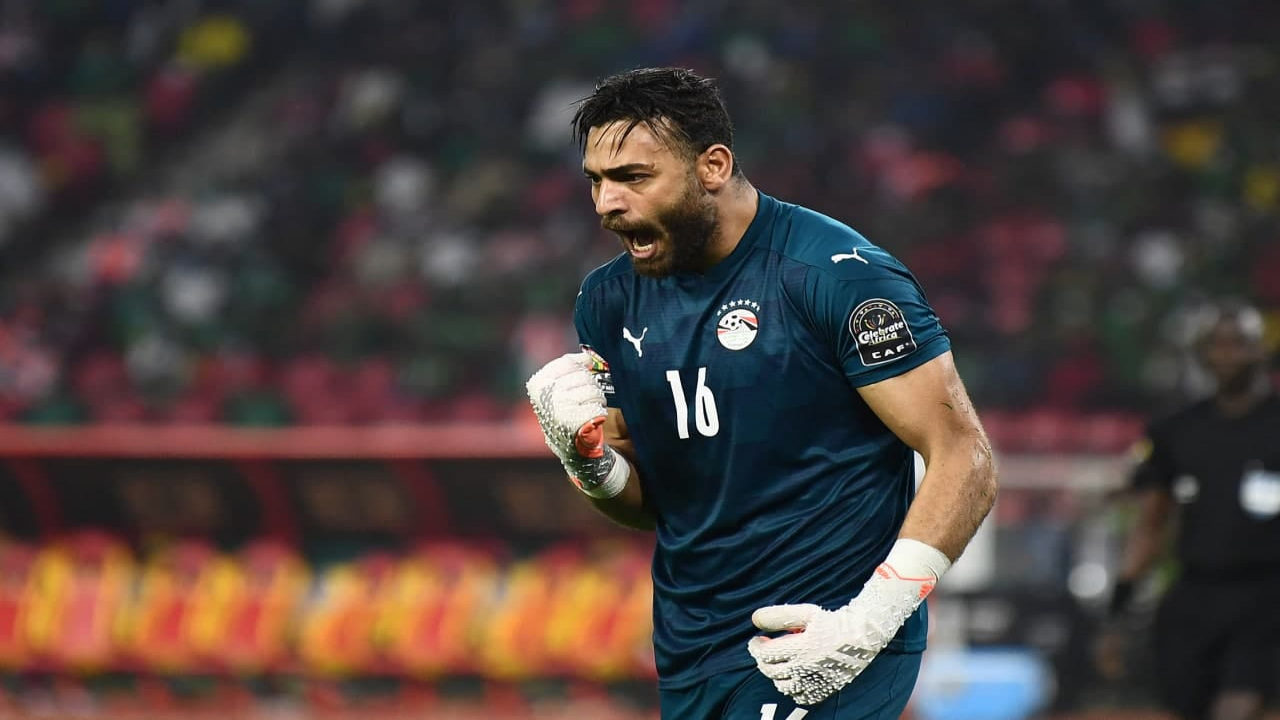 بعد التوقيع مع النصر.. أبو جبل يطالب بتعويض كامل ويفتح النار على النادي