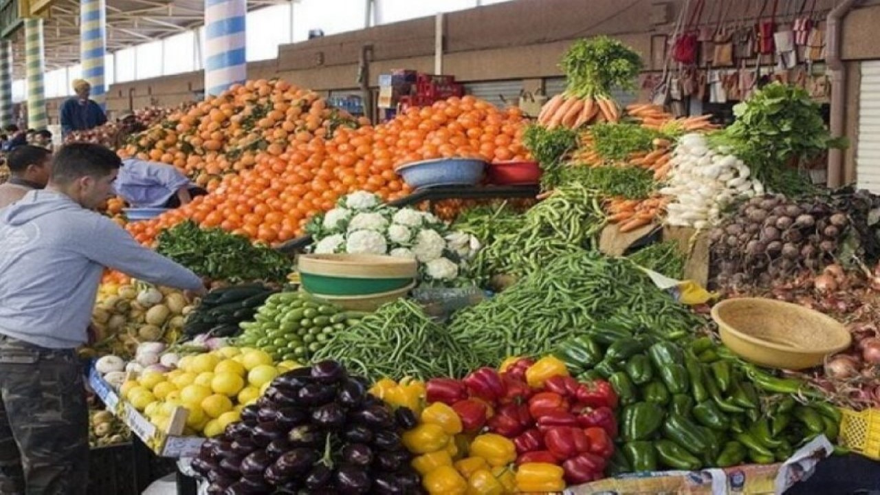 بكام انهاردة يا أوطة؟.. سعر الطماطم وأسعار الخضروات اليوم في سوق العبور