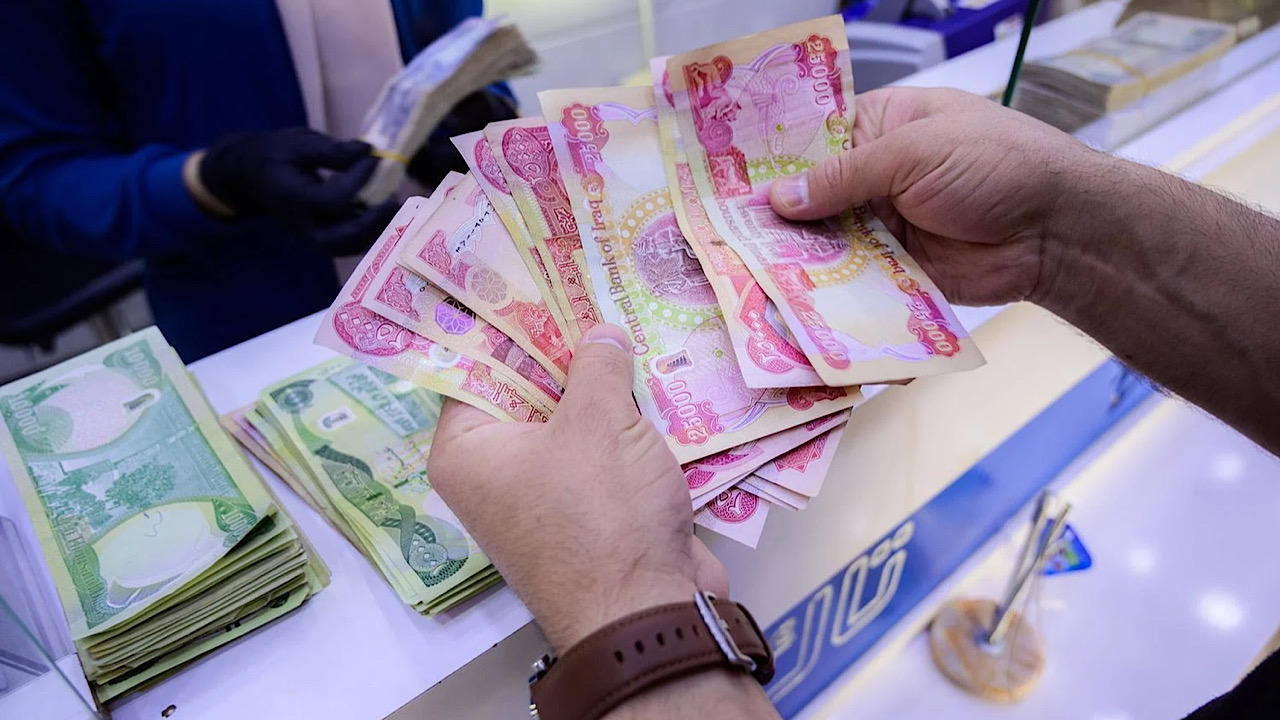 إضافة زيادة 100 ألف دينار جديدة في رواتب المتقاعدين العراق.. حقيقة أم شائعة!!