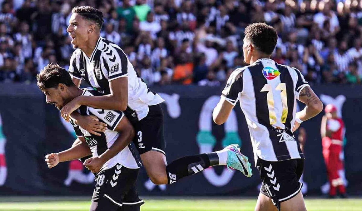 القنوات الناقلة لمباراة الصفاقسي وروكينزو اليوم في كأس الكونفيدرالية الأفريقية 2025 وموعد المقابلة