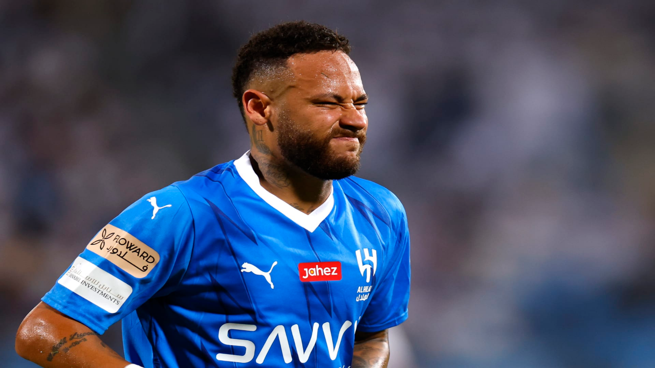 نيمار بين الإصابات وعدم الانضباط.. هل أخطأ الهلال في التعاقد؟