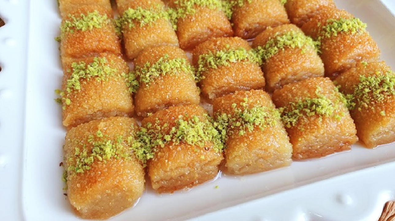 حلوى السميد مع طحينة لذيذة بشكل مدهش جهزيها في ثواني