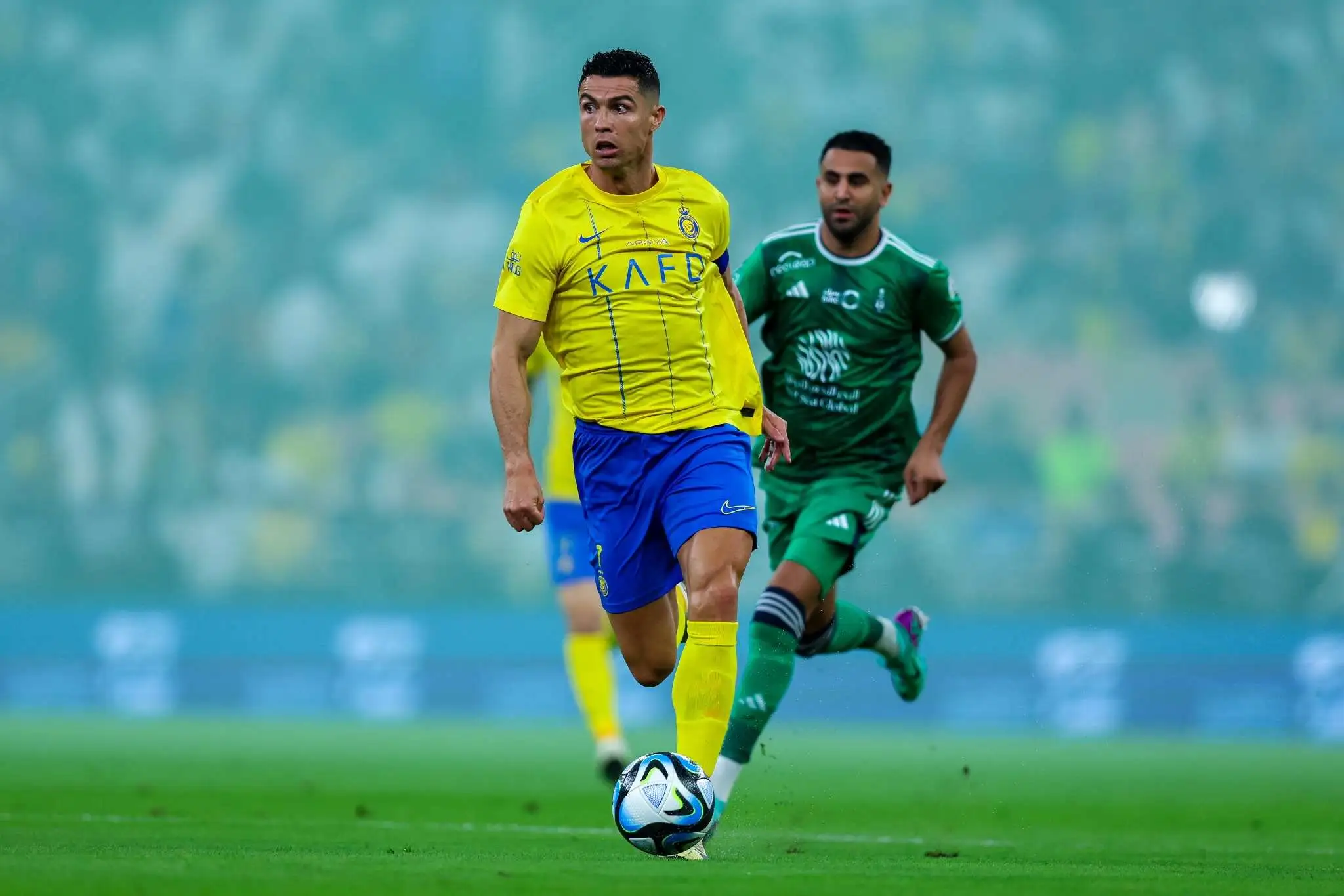 كم يبلغ سعر حجز تذاكر نباراة النصر والاهلي لجميع انحاء الدول