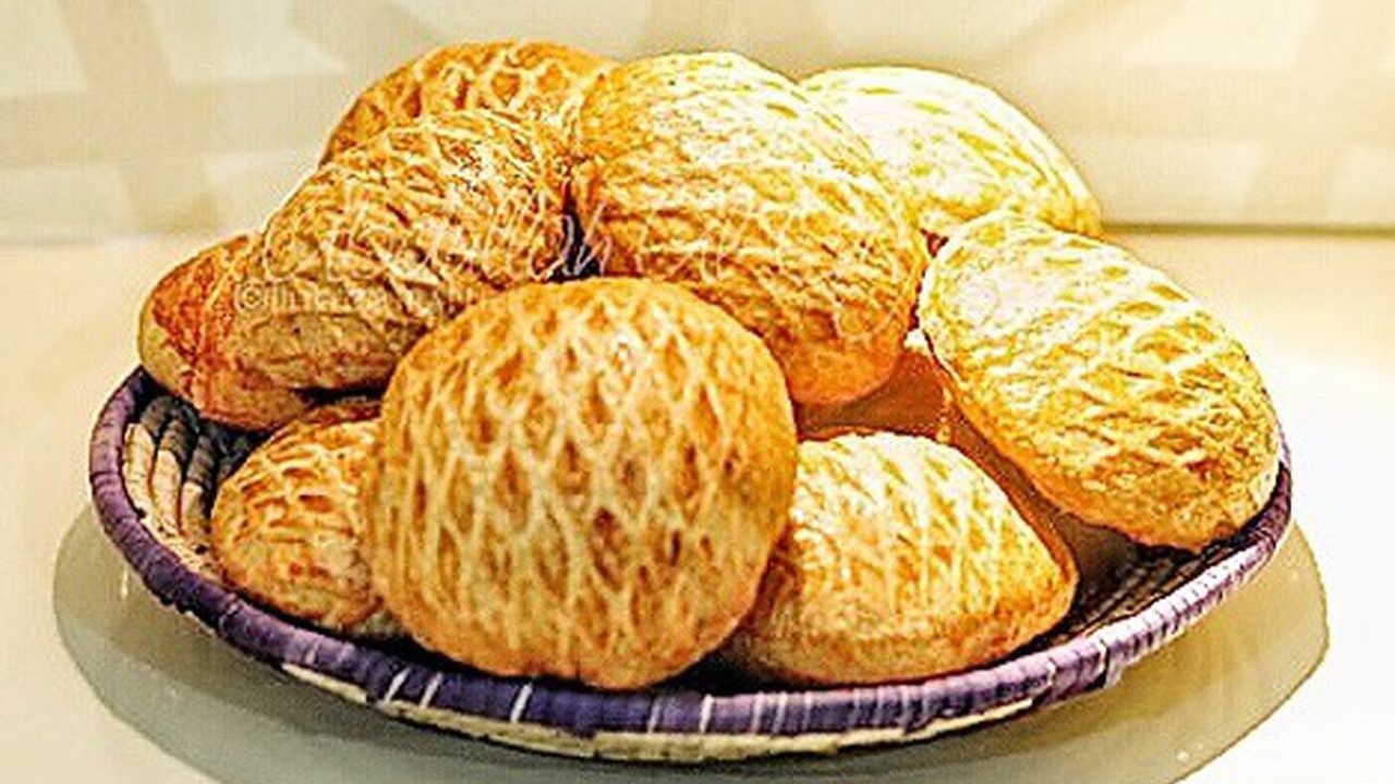 طريقة عمل الكليجا بدبس التمر بخطوات سهلة وسريعة