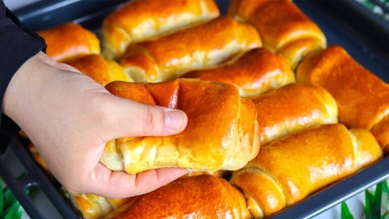 اكتشفي سر الفطائر الطرية واللذيذة التي ستجعل كل من يتذوقها يطلب المزيد!