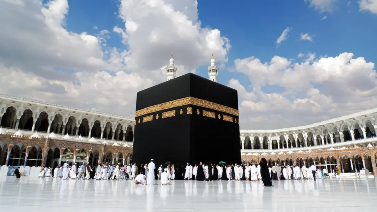 ظهرت رسميًا .. أسماء الفائزين بقرعة الحج 2025 العراق عبر   hajj.gov.iq