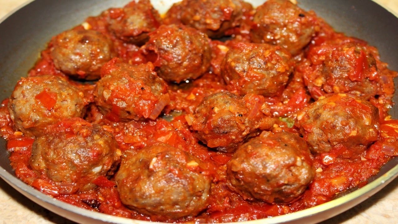 طريقة عمل كفتة داود باشا بصوص الطماطم