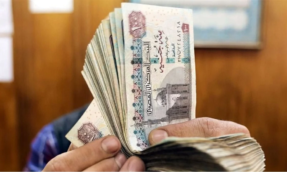 بالزيادة الجديدة أم لا| موعد صرف مرتبات شهر سبتمبر للموظفين 2024.. تفاصيل