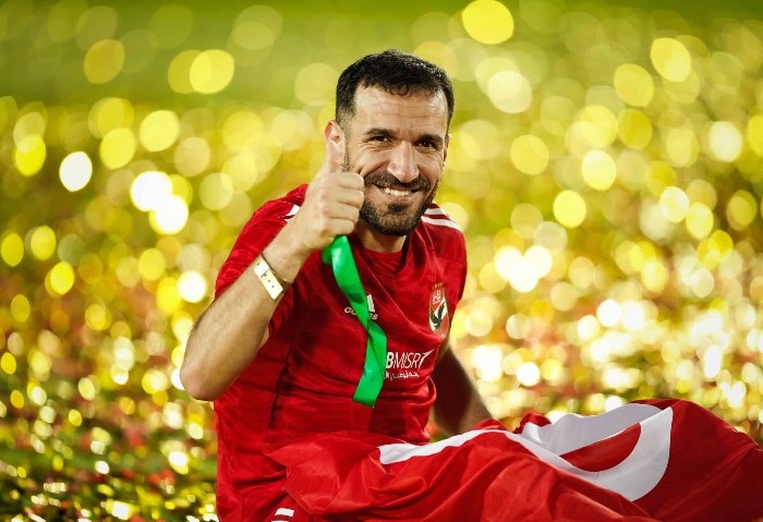 بدأ العد التنازلي.. نجم الأهلي يستعد للتألق من جديد على الملاعب بعد اقتراب شفائه من الاصابة