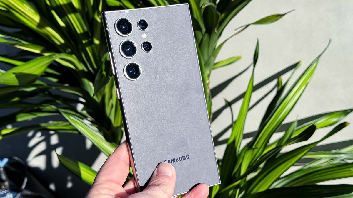 هتوفر 1300 ريال| عروض إكسترا السعودية الخيالية على سامسونج Galaxy S24 Ultra والجوالات الذكية