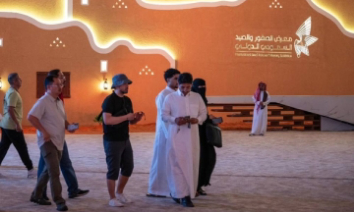“جوائز يومية” مسابقة معرض الصقور والصيد السعودي 2024 وشروط الاشتراك للإجابة على الأسئلة وأهم الفعاليات